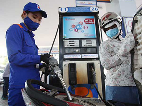 Lo hụt nguồn cung xăng dầu, Bộ lập tức ra văn bản khẩn