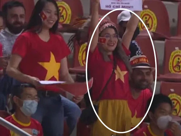 CĐV ngồi khán đài cổ vũ Việt Nam nhưng buồn thiu, chán nản khi Oman bị 'xé lưới': Nghi là do sợ 'nóc nhà' kế bên