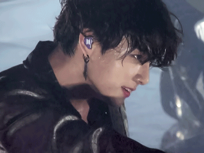 Tìm ra idol có sự nghiệp ấn tượng nhất lịch sử Kpop: 17 tuổi ra mắt, 3 năm sau có luôn Daesang, mới 24 tuổi đã được đề cử Grammy
