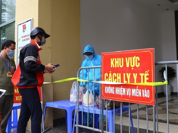 Hà Nội thêm 12 ca mắc COVID-19, trong đó có 10 ca về từ phía Nam