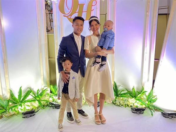 Mạc Hồng Quân và Kỳ Hân làm đám cưới sau 5 năm, hạnh phúc bên cạnh 2 quý tử