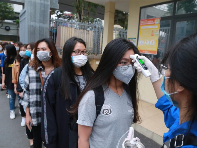 Sinh viên nhiều trường chuẩn bị học tập trung