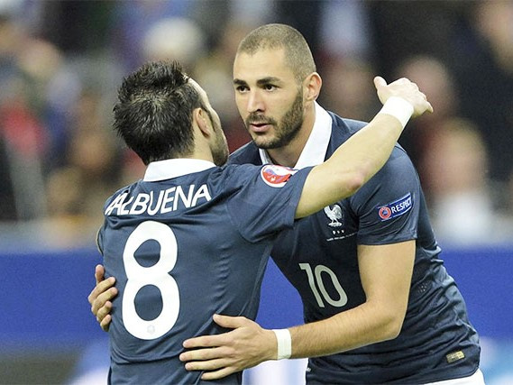 Benzema chuẩn bị về Pháp dự phiên xét xử vụ tống tiền Valbuena
