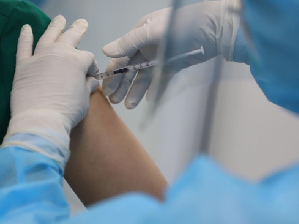 CDC Hà Nội nói gì về kế hoạch tiêm vaccine Covid-19 cho trẻ em từ 12-17 tuổi?