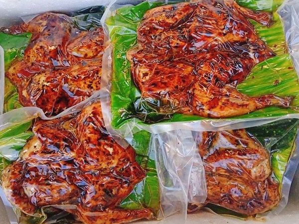Đặc sản Tây Bắc, mỗi ngày đỏ lửa nướng 4.000 con chuyển về Hà Nội