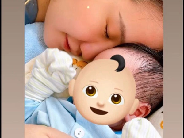 Công khai sinh con xong Primmy Trương đột nhiên ngẫm lại từng mốc thời gian lúc mang bầu, ngầm phủ nhận tin đồn có thai trước khi cưới?!