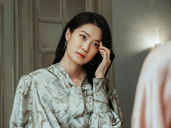 Vừa mở tủ lạnh, cảnh tượng diễn ra sau đó khiến cô vợ chỉ muốn ly hôn ngay lập tức vì nhận ra một sự thật chát đắng