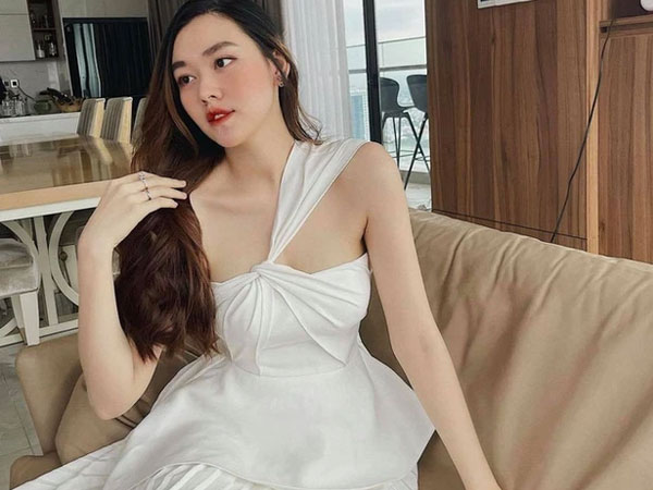 Á hậu lấy chồng năm 20 tuổi lần đầu để lộ 1 chi tiết xác nhận đã sinh con đầu lòng?