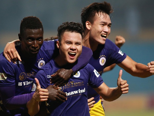 Hà Nội FC chuẩn bị kích hoạt 'bom tấn' với cựu tiền đạo Ajax