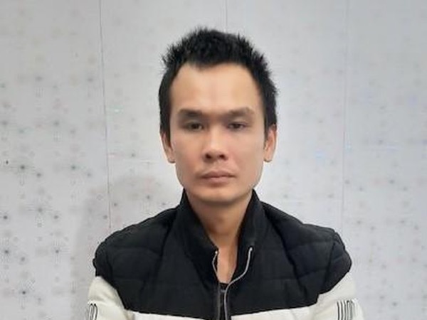 Thợ điện điên cuồng đâm bị thương 2 đồng nghiệp, truy sát tới tận bệnh viện