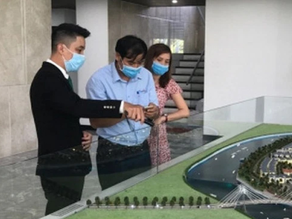 Đề xuất cấm môi giới cá nhân hoạt động độc lập: Bớt thổi giá, gây sốt ảo bất động sản