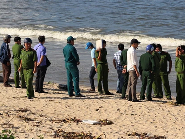 Đà Nẵng: Phát hiện 1 thi thể dạt vào bãi biển Hà Khê, được xác định chính là cô gái trẻ nhảy cầu Thuận Phước