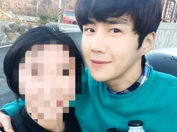 Kim Seon Ho bị bạn cũ vạch trần quá khứ 'bay lắc', lăng nhăng và cục súc, loạt tin bênh vực trái chiều kéo nhau lên top Naver