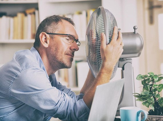 3 bộ phận đổ mồ hôi không rõ nguyên nhân bạn đừng 'ngó lơ': Không phân biệt nam nữ, đều cần kiểm tra sức khỏe ngay