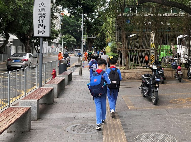 Trung Quốc thông qua luật giảm tải cho học sinh
