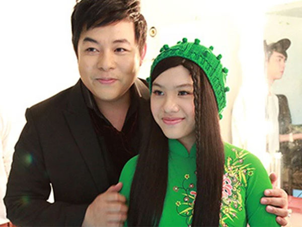 Á quân The Voice Kids 2014 từng gây sốt một thời với nhạc Trịnh, con nuôi của ca sĩ Quang Lê hiện sống sao?