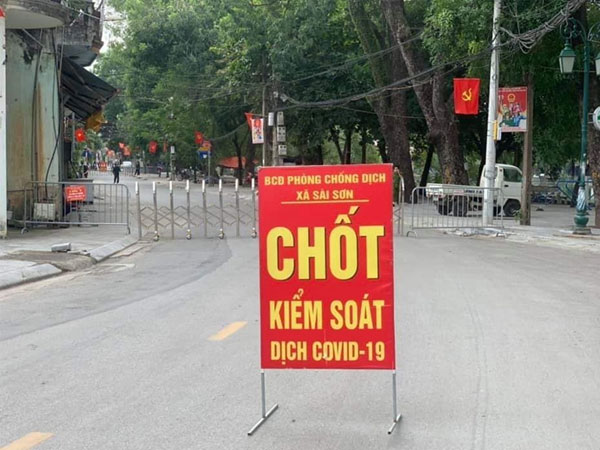 Hà Nội: Thêm 5 người là cán bộ Công an, tòa án dương tính SARS-CoV-2, ổ dịch tại huyện Quốc Oai tăng lên 12 ca