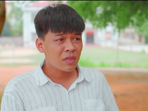11 tháng 5 ngày tập 38: Long chỉ giả vờ về quê, nhờ 'thám tử' xóm trọ theo dõi Thục Anh