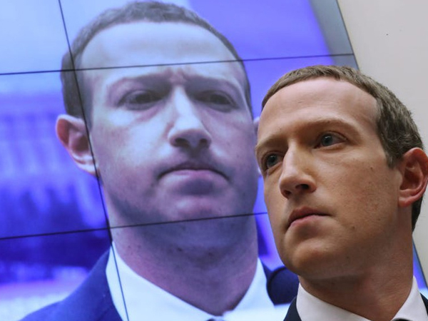 CEO Mark Zuckerberg chỉ trích 'nỗ lực phối hợp' nhằm bóp méo Facebook