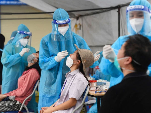 Ngày 26/10, Hà Nội ghi nhận 18 ca mắc Covid-19, trong đó có 17 ca cộng đồng