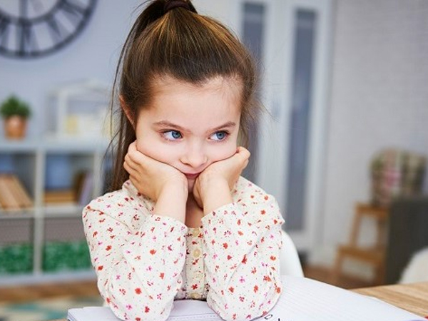 Giao bài tập về nhà cho học sinh cấp 1: Chuyên gia nước ngoài nói gì?