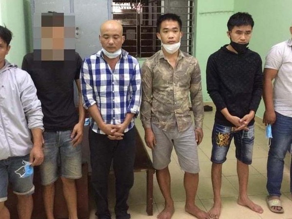 Thủ đoạn của nhóm lừa đảo giả danh 'doanh nhân bán thép'