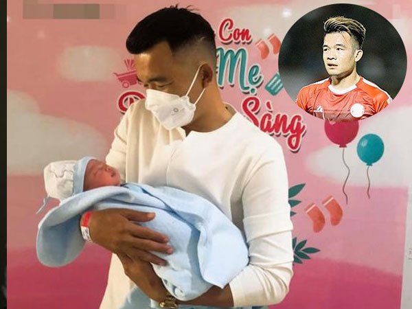 Đang trong thời gian 'bị treo giò' 9 tháng ở nhà, cầu thủ Ngô Hoàng Thịnh chào đón con thứ hai ra đời