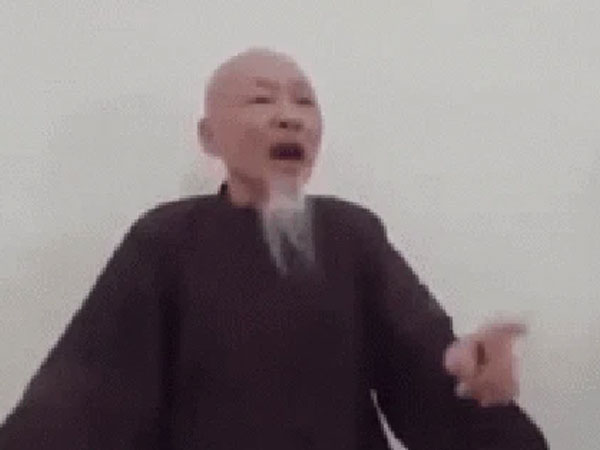 Người đứng đầu Tịnh thất Bồng Lai từng tuyên bố trao ngay tiền tỷ cho cô gái nào dám giơ tay nói là vợ ông Lê Tùng Vân