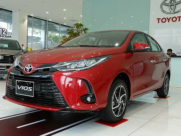 Toyota Vios, Hyundai Accent rẻ bất ngờ sau màn giảm giá đậm, chạy doanh số