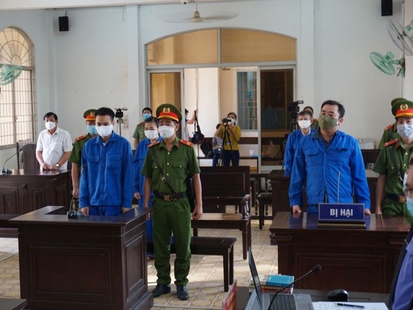 Lý do tòa trả hồ sơ vụ chi 20 tỉ để 'điều chuyển giám đốc công an'