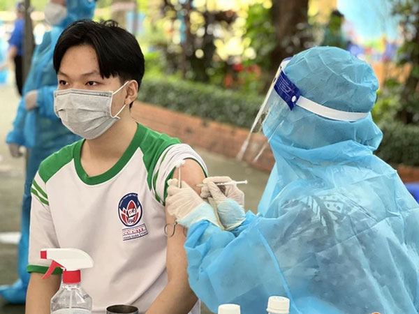 Bộ Y tế: 8 yếu tố cần quan tâm trước khi tiêm vaccine Covid-19 cho trẻ em