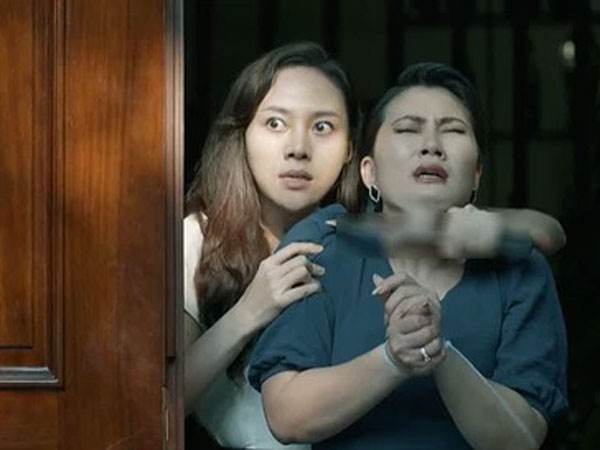 Mặt nạ gương tập 6: Tùng trúng đạn, bà Diễm khóc thét khi dao kề cổ