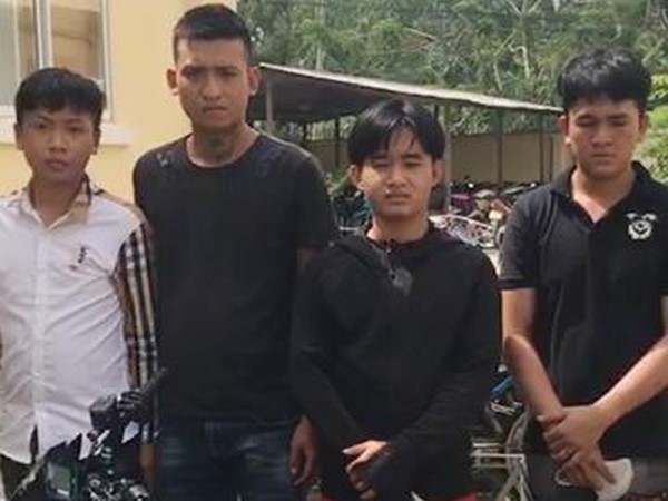 TP HCM: Thiếu niên tham gia băng cướp chặn xe chém người, cướp tài sản