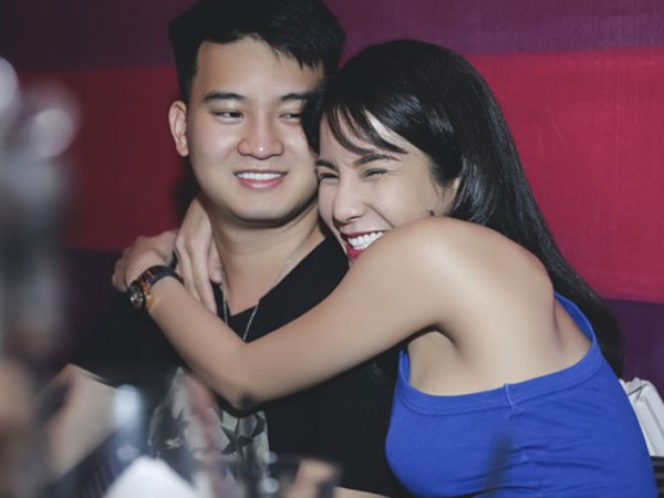 Phía Diệp Lâm Anh lên tiếng phủ nhận thông tin ly thân chồng thiếu gia, khẳng định cả hai vẫn đang sống hạnh phúc