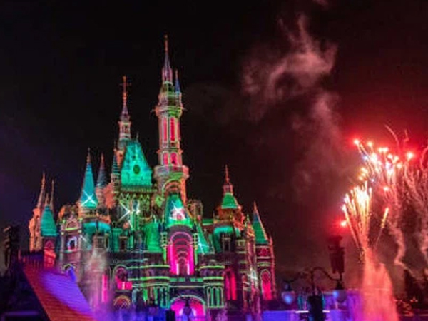 Đêm Halloween kinh hoàng tại Disneyland Thượng Hải: Tất cả khách đều phải xét nghiệm Covid-19