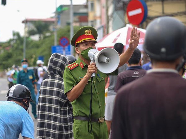 Hà Nội khuyến khích người dân hạn chế tới các địa phương khác