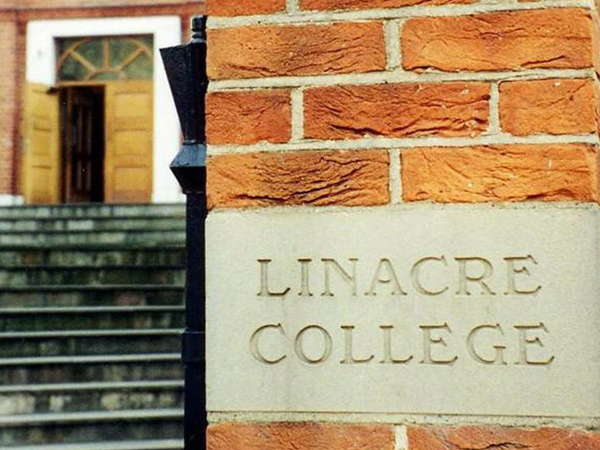 Linacre College thuộc ĐH Oxford đổi tên theo tỷ phú Nguyễn Thị Phương Thảo làm ăn ra sao?