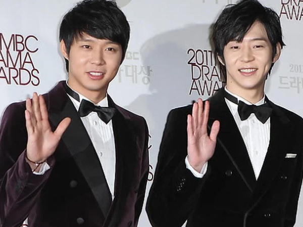 Cặp anh em nghiện ngập của Kbiz: Yoochun vừa đi tù, nay đến tài tử Park Yoo Hwan bị bắt vì tội y hệt anh trai