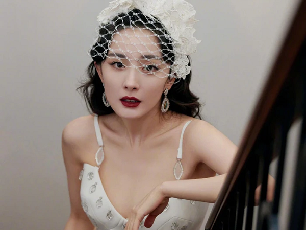 Chính thức: Dương Mịch sẽ đảm nhận vai chính trong dự án phim cổ trang lớn 'Kiều tàng'