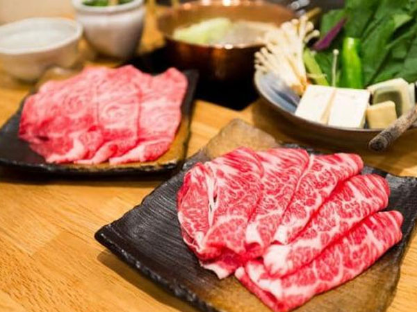 Thịt bò là một sản phẩm dinh dưỡng tốt hay một chất gây ung thư? Sau bao nhiêu năm tranh cãi, cuối cùng cũng có câu trả lời, hãy giữ mồm giữ miệng