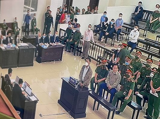 Đề nghị bất ngờ của luật sư trong phiên xử cựu Phó Tổng cục trưởng Tổng cục Tình báo