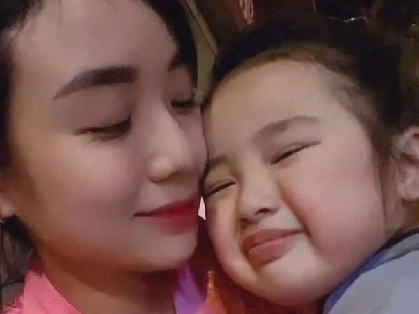 Vợ cũ Hoài Lâm có động thái ra sao khi nam ca sĩ công khai 'đã kết hôn' với tình mới?