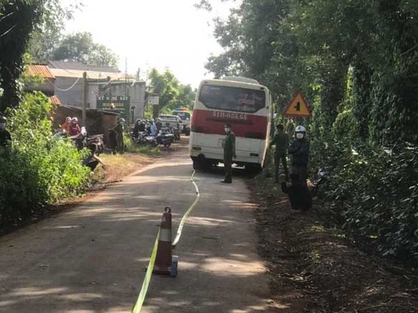 Học sinh ngã khỏi xe đưa đón tử vong: Là con duy nhất trong nhà, gia đình thuộc hộ cận nghèo