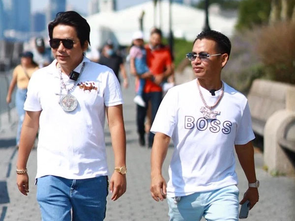 Rầm rộ nghi vấn Khoa Pug và tỷ phú kim cương Johnny Đặng cạch mặt nhau, dấu vết liên quan đến đối phương bị xóa sạch?