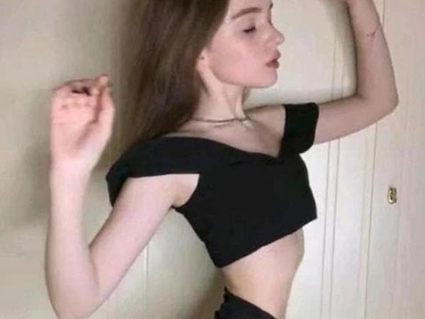 Một cô gái người Nga nổi đình nổi đám trên mạng vì 'vòng eo con kiến', cư dân mạng: 'Tôi có thể ôm trọn nó bằng 1 tay'