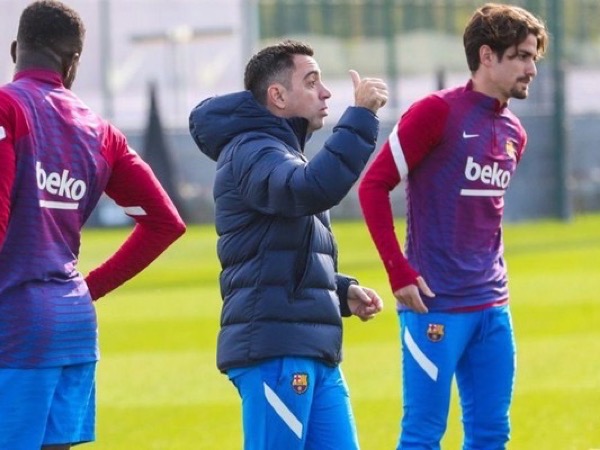 10 điều răn của 'Thánh Xavi' nhằm phục hưng Barca