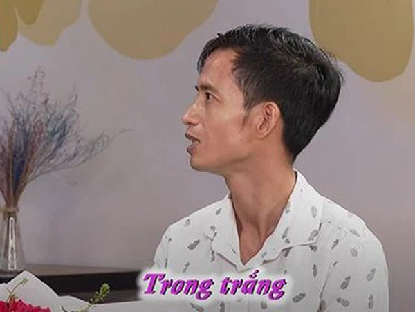 Thêm một giám đốc U40 đi tìm bạn gái 'trong trắng', nhất quyết không chịu sống thử