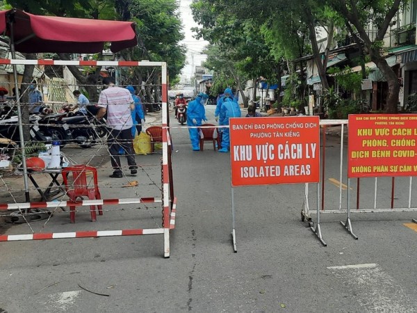 Lãnh đạo Sở Y tế TPHCM: Có thể giãn cách trở lại nếu dịch COVID-19 vượt tầm kiểm soát
