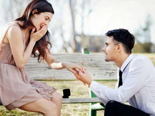 Vì sao đàn ông ngày càng có xu hướng chọn vợ 'chân ngắn'?