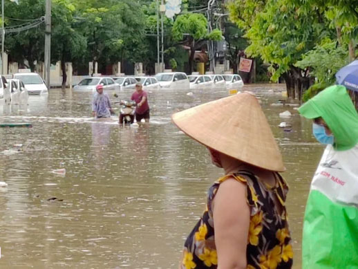 Mưa lớn tiếp tục trút xuống Quảng Nam - Khánh Hòa, 1 người ở Bình Định chết vì lũ